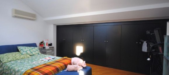 15 rooms Penthouse in Biella, Italy No. 179399 16