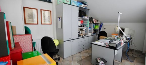 15 rooms Penthouse in Biella, Italy No. 179399 20