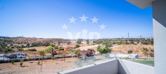 5 Schlafzimmer Villa in Quarteira, Portugal, Nr. 31891 18