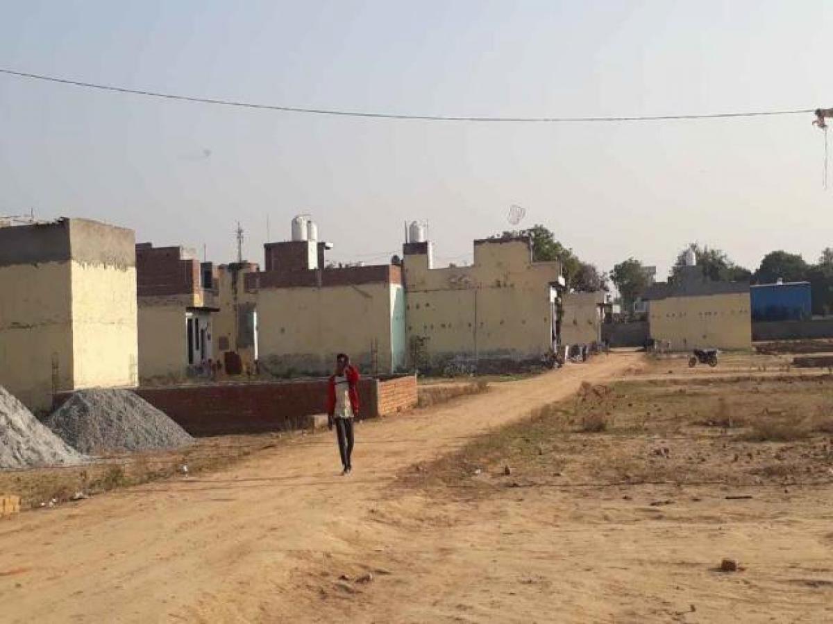  Land in Faridabad, India No. 36828