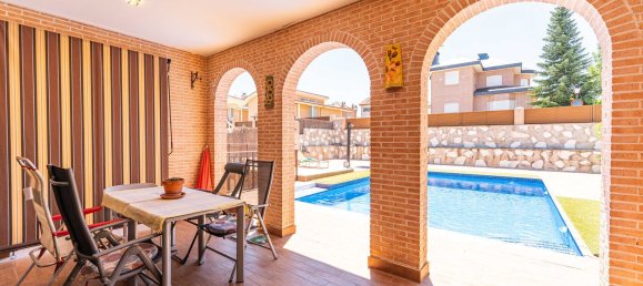 4 bedrooms House in Arroyomolinos, Spain No. 169019 10