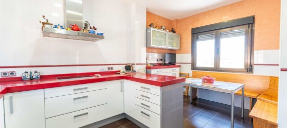 4 bedrooms House in Arroyomolinos, Spain No. 169019 16