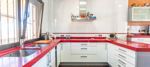 4 bedrooms House in Arroyomolinos, Spain No. 169019 12