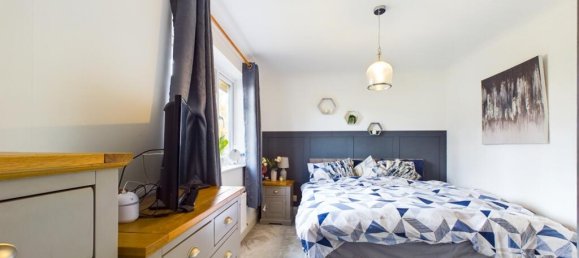 4 bedrooms House in Bordon, United Kingdom No. 13782 17