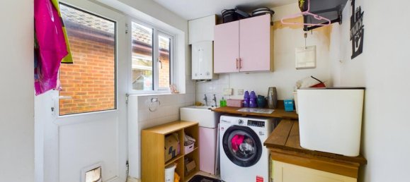 4 bedrooms House in Bordon, United Kingdom No. 13782 12