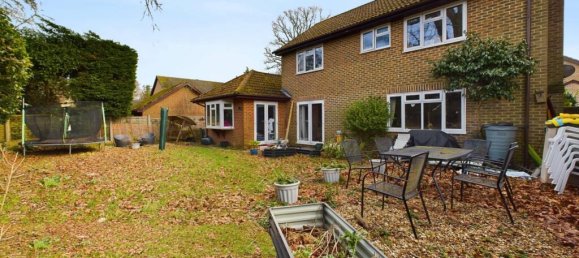 4 bedrooms House in Bordon, United Kingdom No. 13782 15