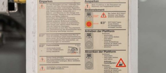 Parking à Stuttgart, Germany No. 325609 8