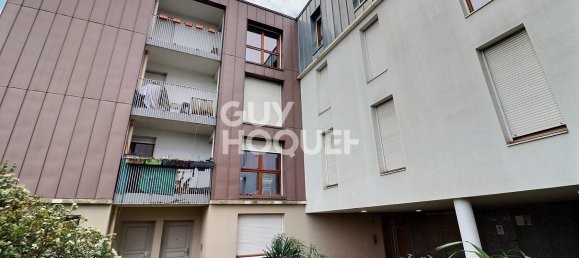 Studio in Aubervilliers, France No. 151586 6