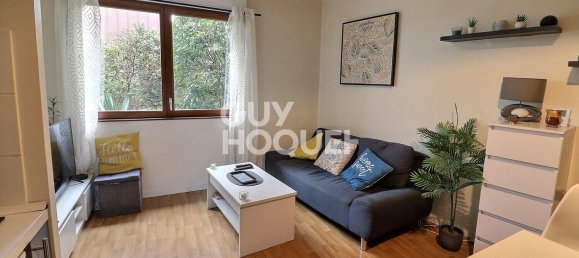 Studio in Aubervilliers, France No. 151586 3