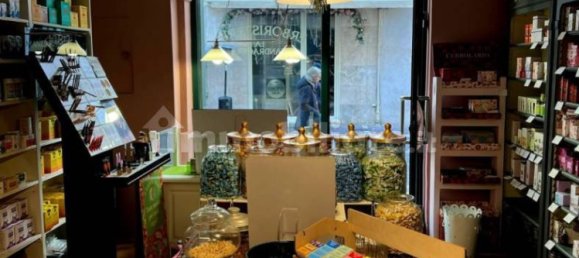 1 room Commercial property in Pescara, Italy No. 296449 4