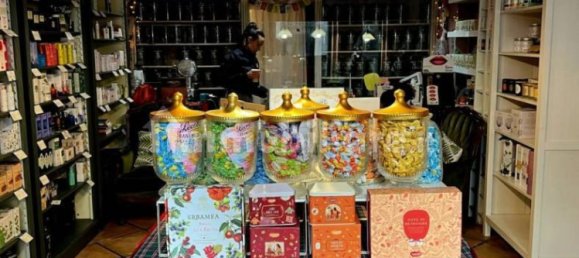 1 room Commercial property in Pescara, Italy No. 296449 2