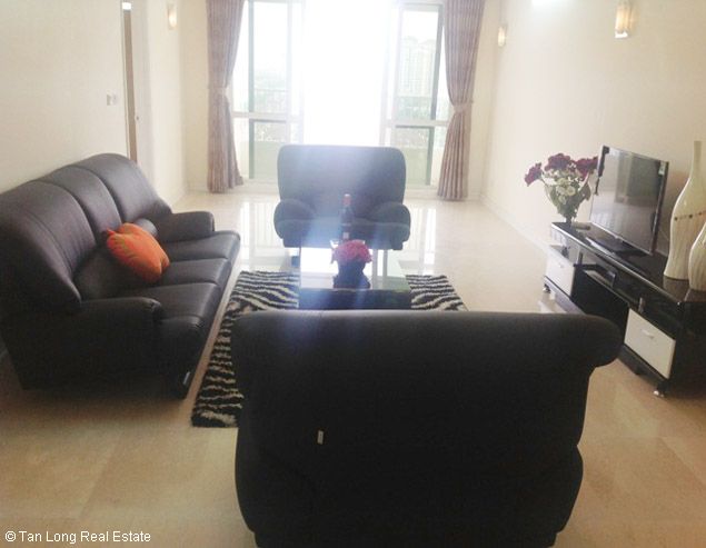 Квартира с 3 спальнями в Тэйхо, Вьетнам № 5499