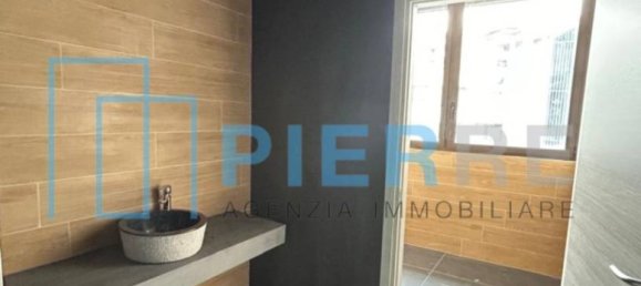 Офис с 1 комнатой в Сассуоло, Италия № 78381 5