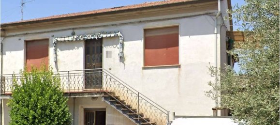 1 room Warehouse in Pistoia, Italy No. 300477 6