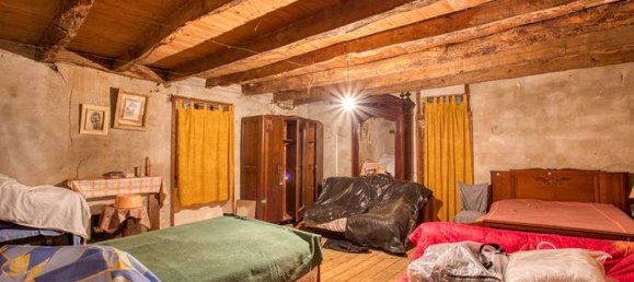 3 bedrooms House in Martel, France No. 363873 3