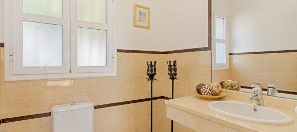 4 غرف نوم منزل في Benahavis, Spain رقم 39790 17