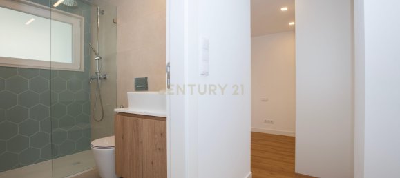 4 bedrooms Villa in Cascais, Portugal No. 98132 28