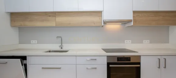 4 bedrooms Villa in Cascais, Portugal No. 98132 13