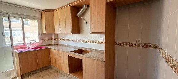 Apartamento de 3 dormitorios en Alicante, Spain No. 168383 2