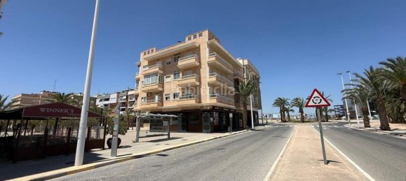 Apartamento de 3 dormitorios en Alicante, Spain No. 168383 12