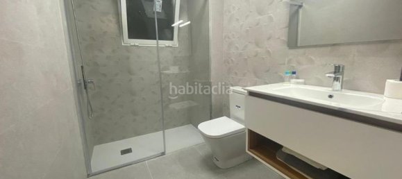 Apartamento de 3 dormitorios en Alicante, Spain No. 168383 15