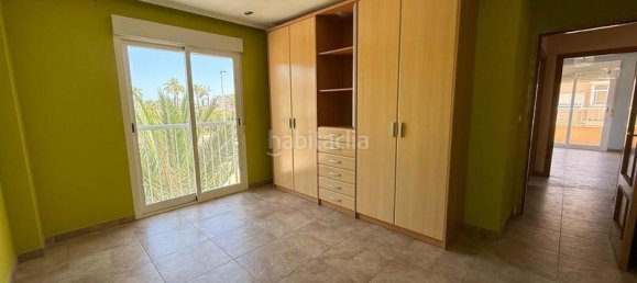 Apartamento de 3 dormitorios en Alicante, Spain No. 168383 8