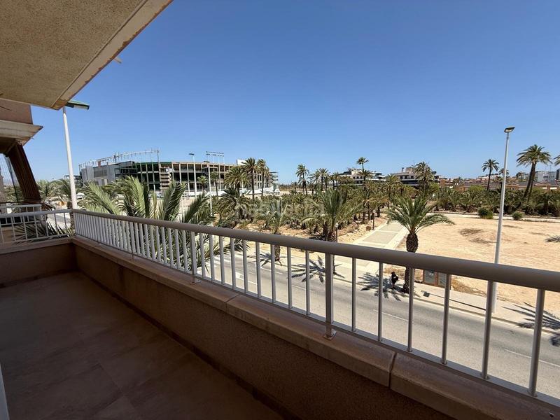 Apartamento de 3 dormitorios en Alicante, Spain No. 168383