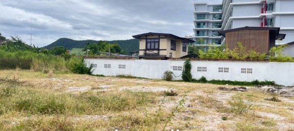  Commercial property in Bang Sare, Thailand No. 15051 8