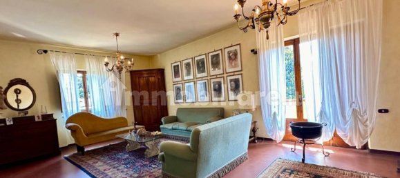 3 Schlafzimmer Villa in Capannori, Italy, Nr. 135449 10