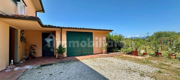 3 Schlafzimmer Villa in Capannori, Italy, Nr. 135449 7