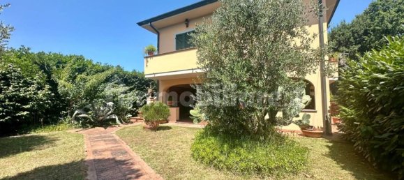 3 Schlafzimmer Villa in Capannori, Italy, Nr. 135449 35