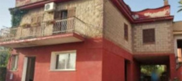 5 rooms Apartment in Gallicano nel Lazio, Italy No. 222344 3