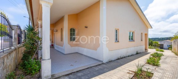 5 bedrooms House in Foz do Arelho, Portugal No. 143276 8