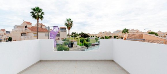 3 bedrooms Villa in Torrevieja, Spain No. 12674 5