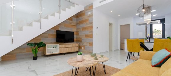 3 bedrooms Villa in Torrevieja, Spain No. 12674 12