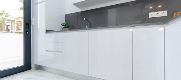 3 bedrooms Villa in Torrevieja, Spain No. 12674 21