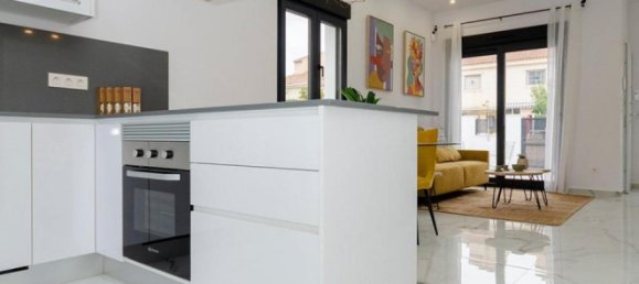 3 bedrooms Villa in Torrevieja, Spain No. 12674 18