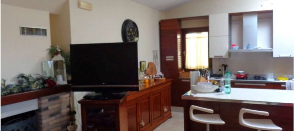 Apartamento de 6 divisões em Cagnano Varano, Italy N.º 183698 7