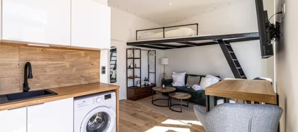 Studio in Cannes, France No. 282230 7