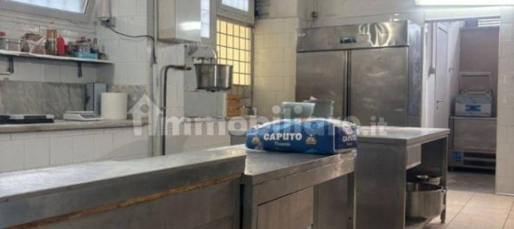 5 rooms Commercial property in Rome, Italy No. 199937 36