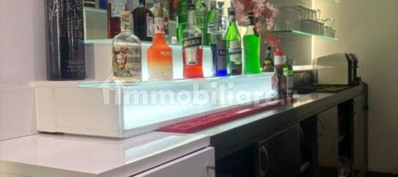 5 rooms Commercial property in Rome, Italy No. 199937 21