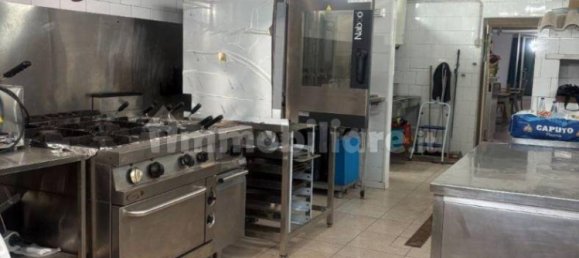 5 rooms Commercial property in Rome, Italy No. 199937 32