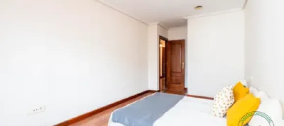 2 bedrooms Apartment in Gijon, Spain No. 143637 5