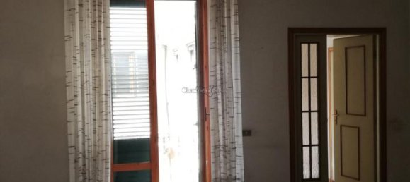 Casa de 5 habitaciónes en Vittoria, Italy No. 226590 2