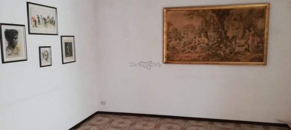 Casa de 5 habitaciónes en Vittoria, Italy No. 226590 14