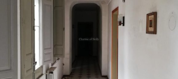 Casa de 5 habitaciónes en Vittoria, Italy No. 226590 10