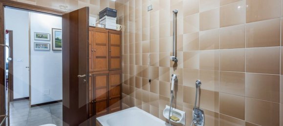 Apartamento de 4 divisões em Bologna, Italy N.º 24918 16