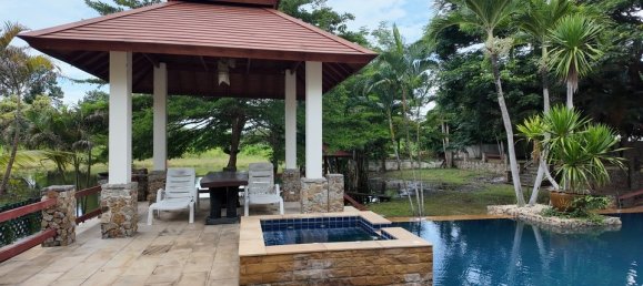 6 bedrooms Villa for sale in Pattaya, Chonburi, Eastern Thailand, Thailand № 60170 12