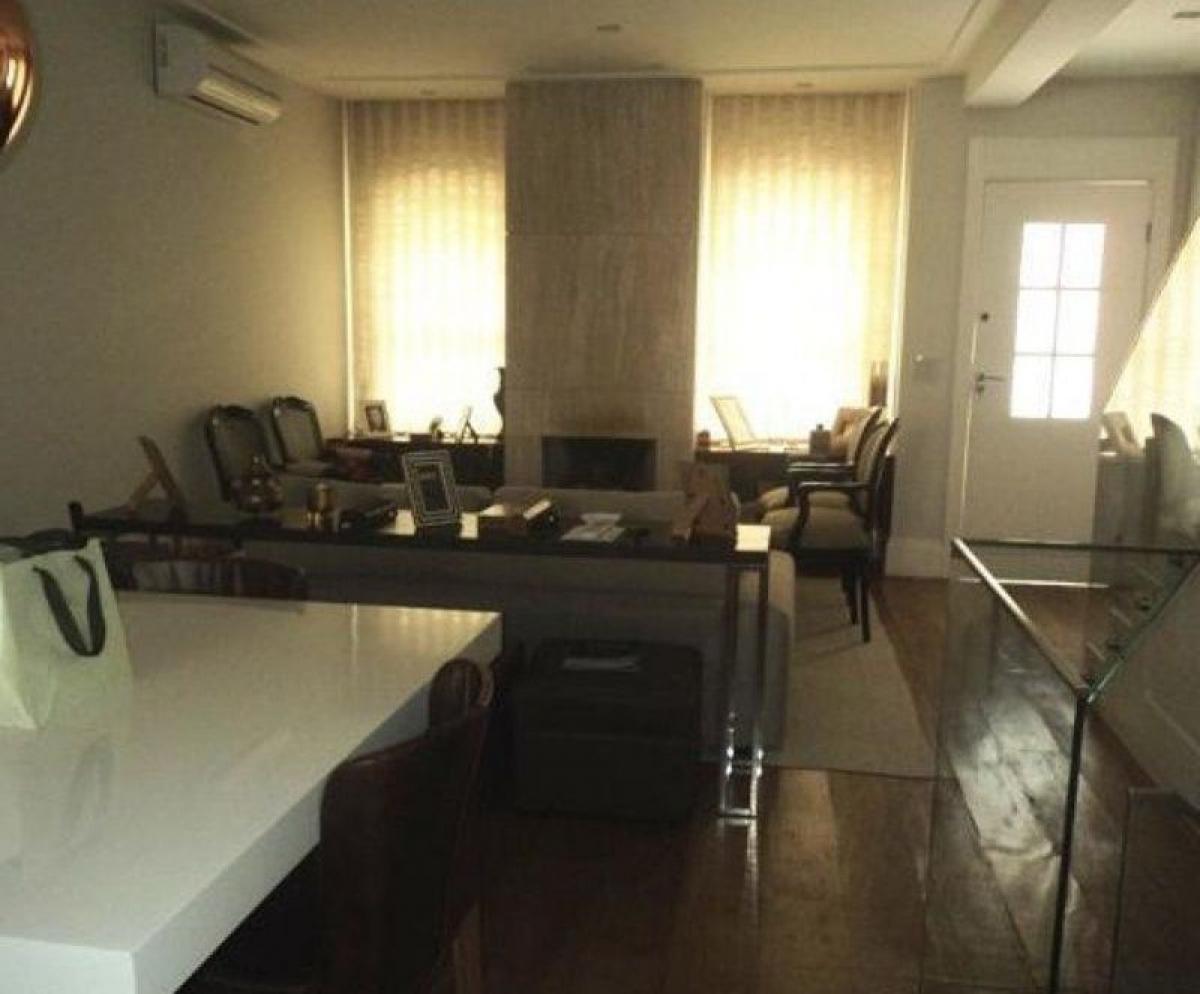 3 bedrooms House in Sao Paulo, Brazil No. 489317