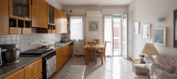 3-Zimmer Wohnung in Casalecchio di Reno, Italy, Nr. 93088 8